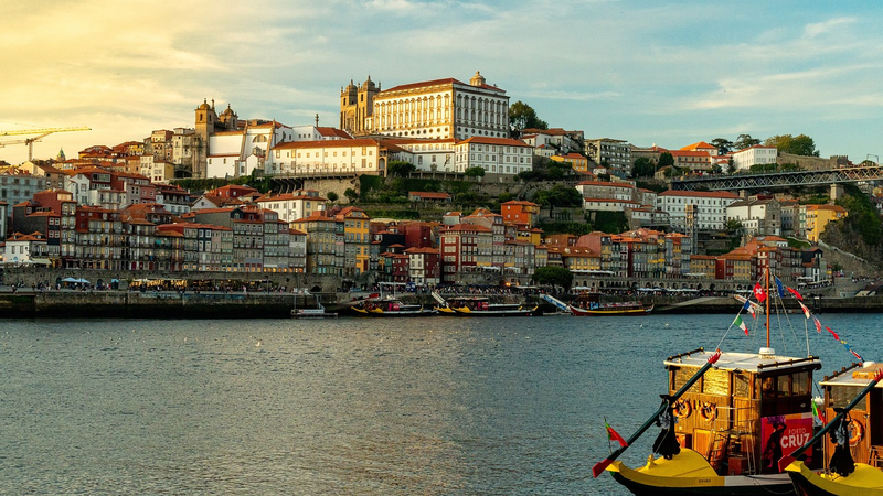 Viajar barato a Oporto en julio