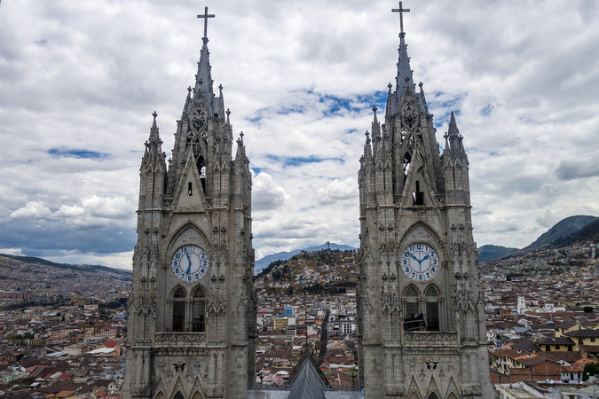 Viajar barato a Quito en junio