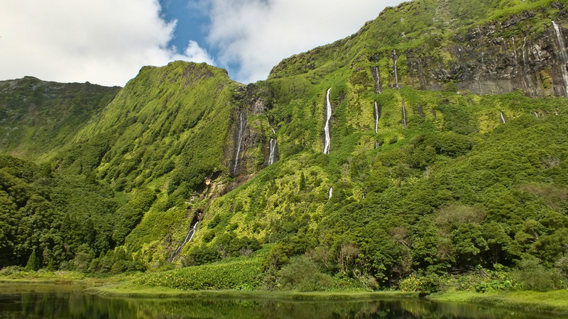 Viajar barato a las Islas Azores en julio